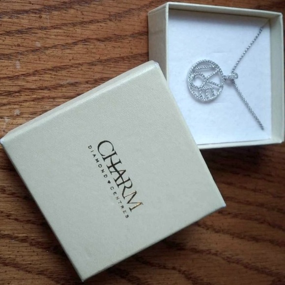 CHARM DIAMOND Centres LOVE Women's Necklace - Picture 3 of 3